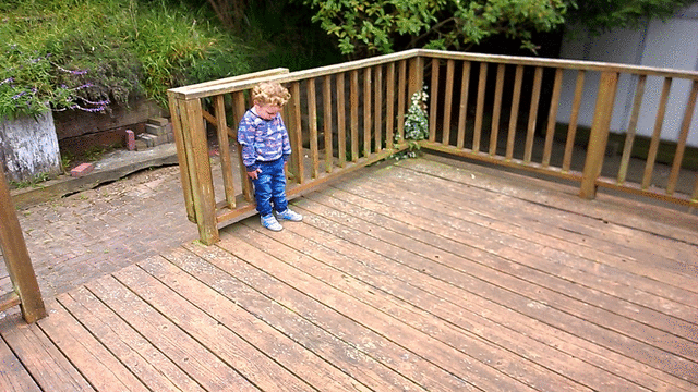 Henry runs to Mummy